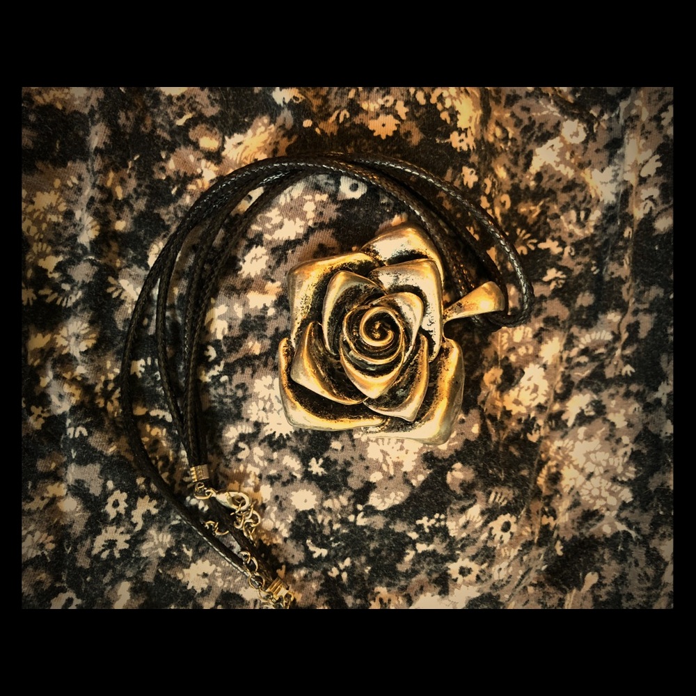 Silver Rose necklace